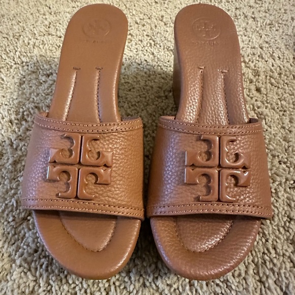 Tory Burch Brown Leather Wedges - Picture 1 of 5